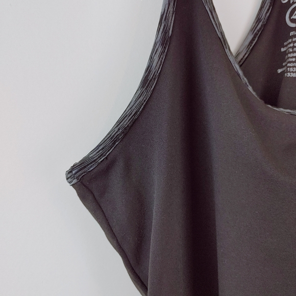JOE FRESH | Yoga Power Y Tank Top Size Medium - Picture 6 of 7